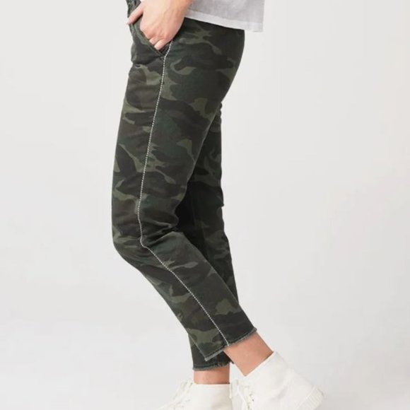 Sundry Pants - Sundry $198 Green Camo N60 Classic Straight Leg Beaded Stripe Trouser Size 25